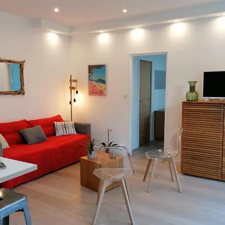 Apartment Plage Des Lecques - 40 M Apartment With Terrace And 110M Garden Saint-Cyr-sur-Mer