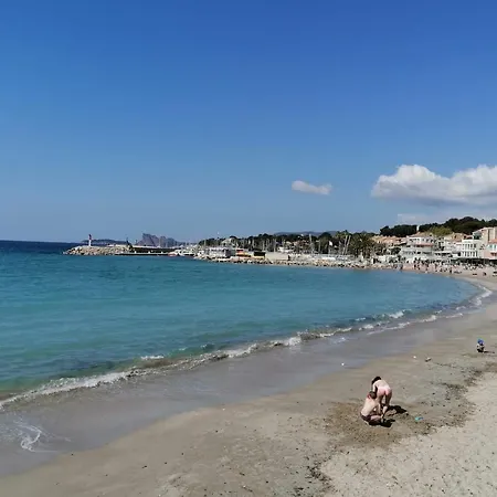 Plage Des Lecques - 40 M Apartment With Terrace And 110M Garden *