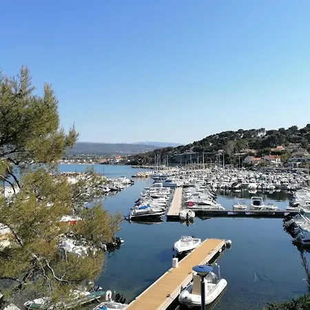Apartment Plage Des Lecques - 40 M Apartment With Terrace And 110M Garden *